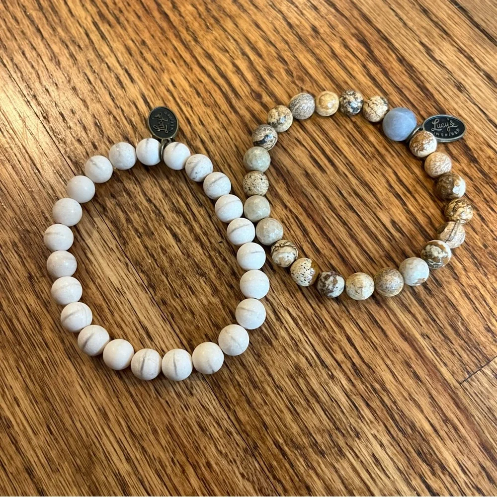 Lucy’s Inspired Beaded Stretch Bracelet Set - Picture 6 of 7